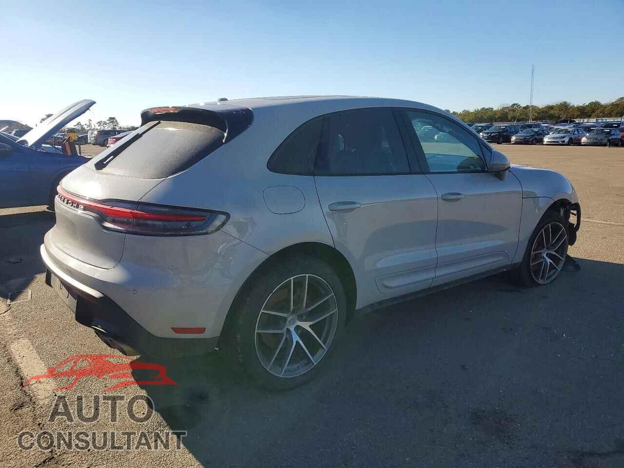 PORSCHE MACAN 2022 - WP1AG2A50NLB23128