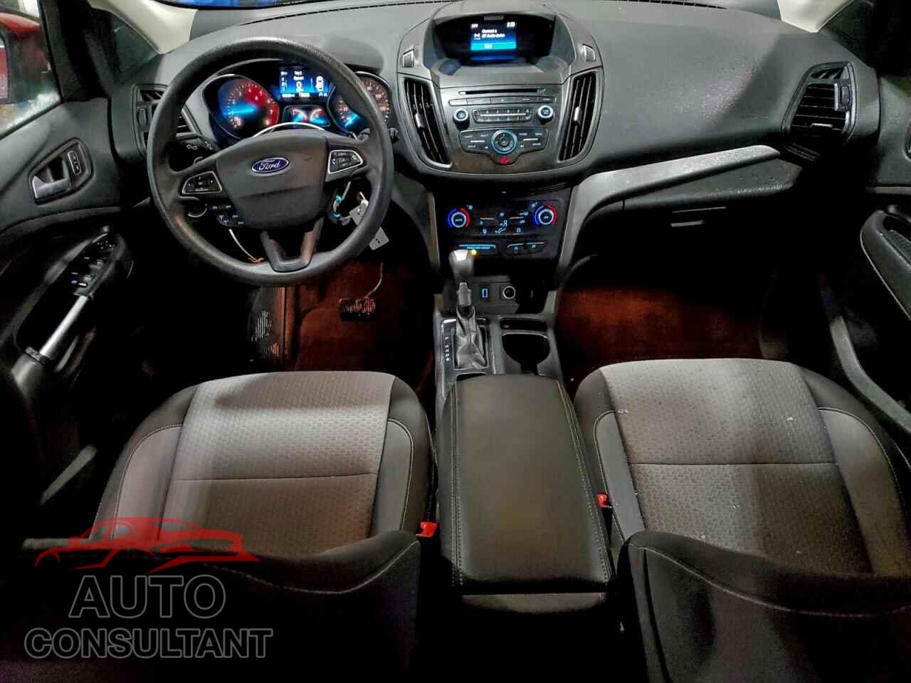 FORD ESCAPE 2017 - 1FMCU9GD4HUB38364