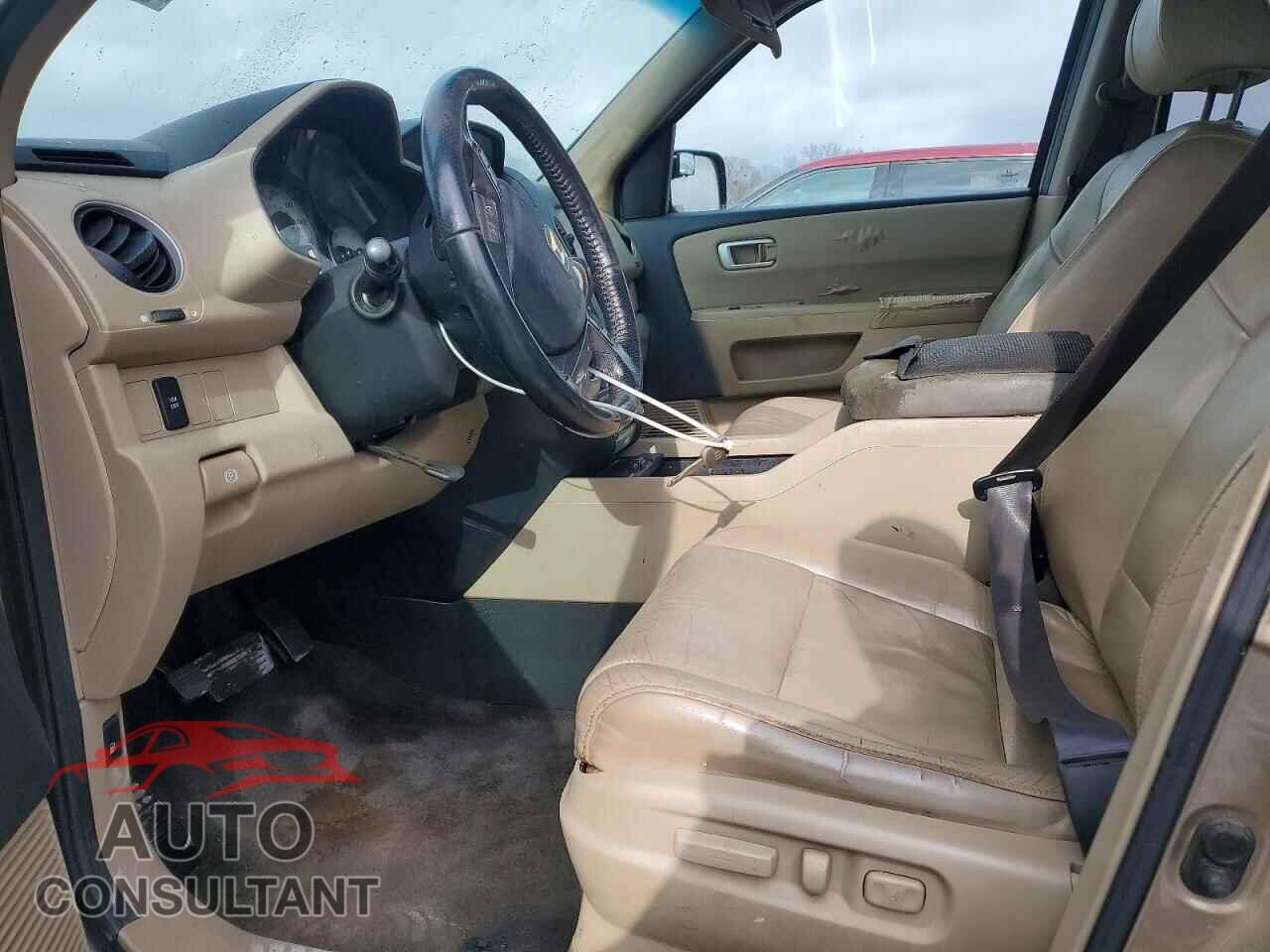 HONDA PILOT 2011 - 5FNYF3H79BB023544
