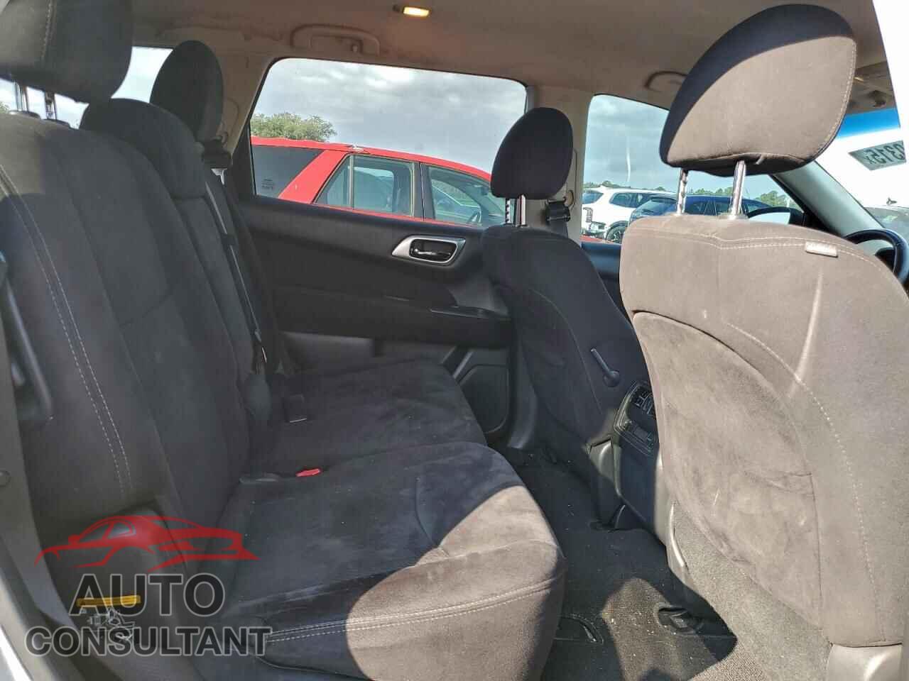 NISSAN PATHFINDER 2014 - 5N1AR2MN7EC627971