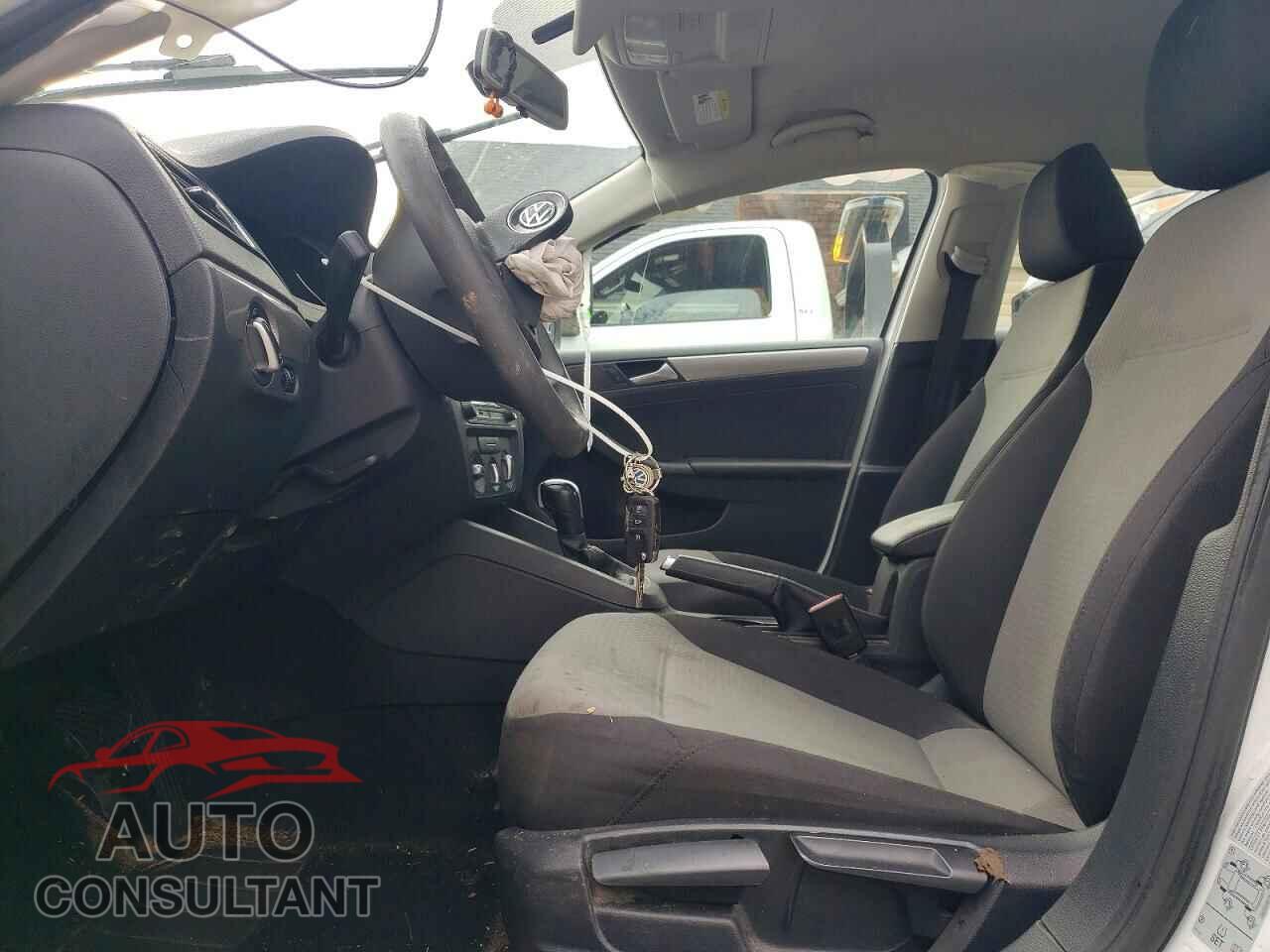 VOLKSWAGEN JETTA 2017 - 3VW2B7AJ4HM334346