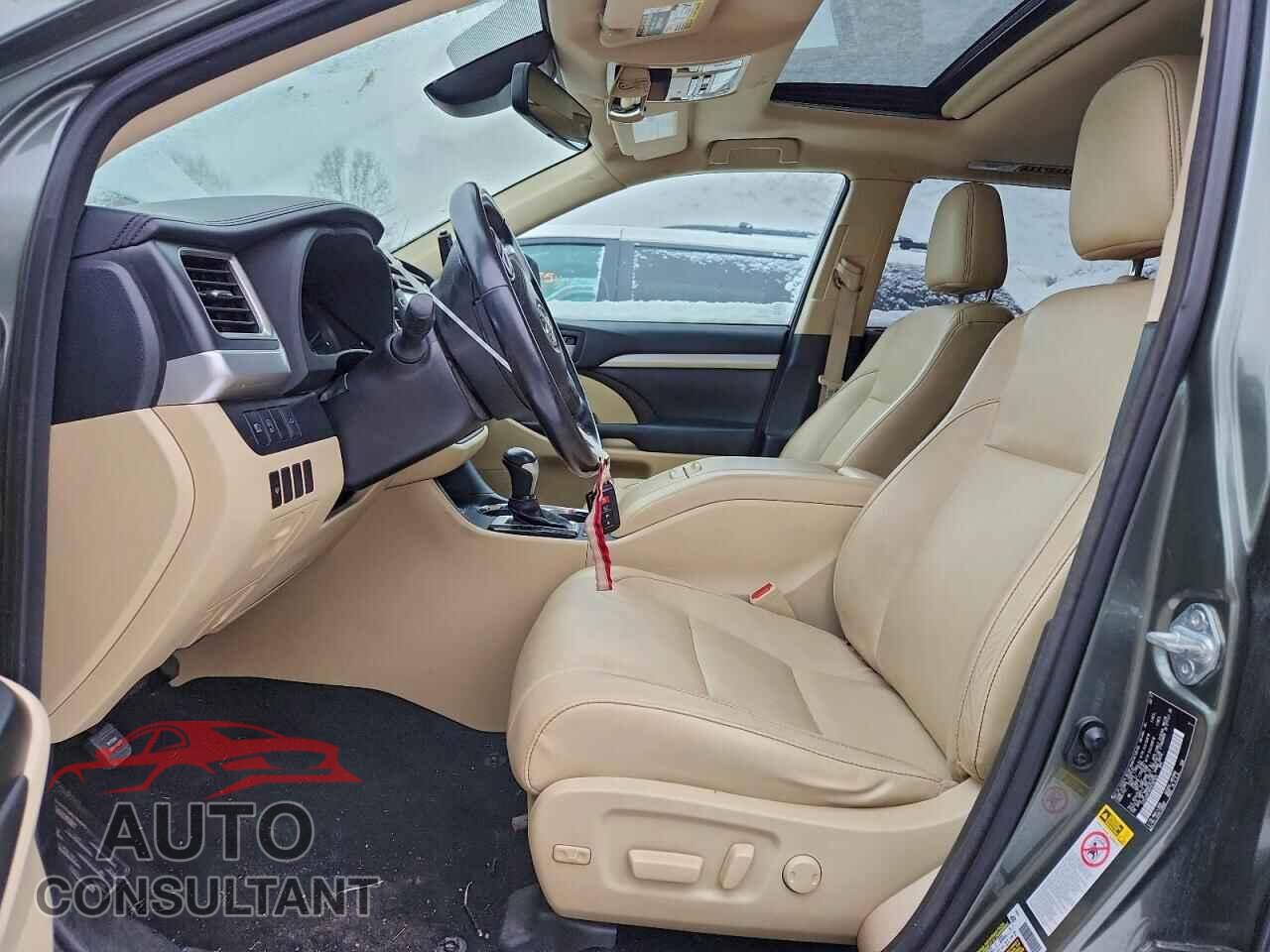 TOYOTA HIGHLANDER 2017 - 5TDJZRFH5HS397922