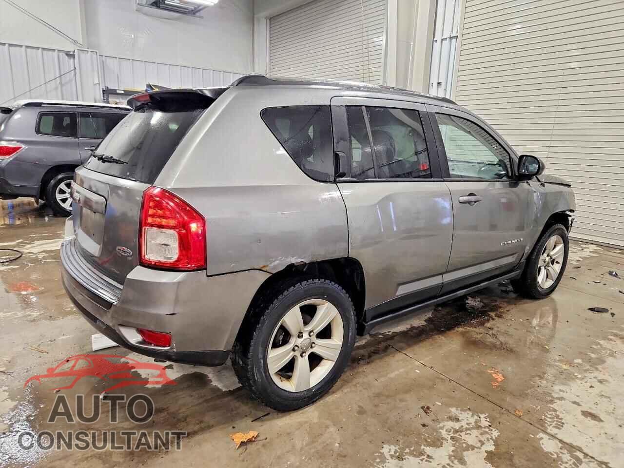 JEEP COMPASS 2011 - 1J4NF4FB3BD249497