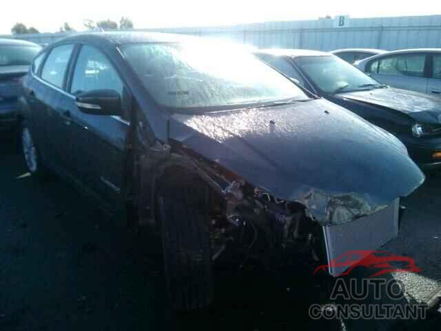 FORD FOCUS 2015 - 1FADP3R43FL221870