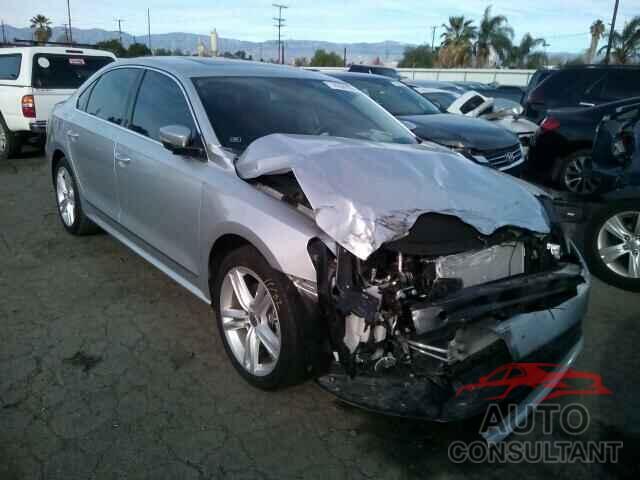 VOLKSWAGEN PASSAT 2015 - 1VWCV7A31FC024621