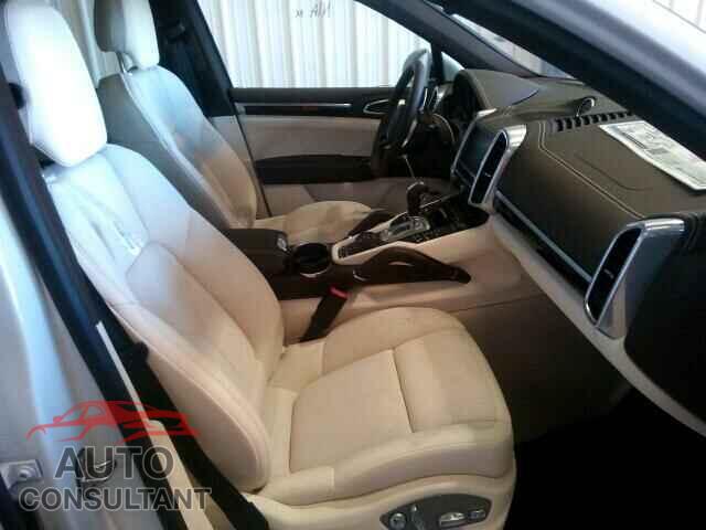 PORSCHE CAYENNE 2016 - WP1AE2A25GLA59604