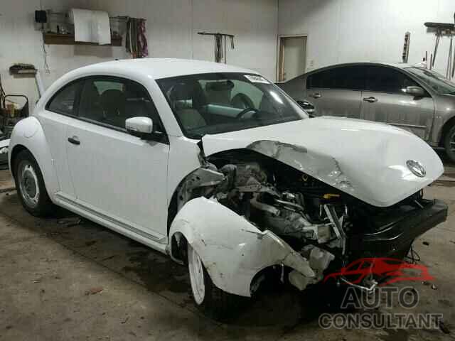 VOLKSWAGEN BEETLE 2015 - 3VWF17AT9FM653406