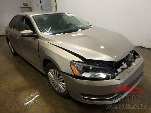 VOLKSWAGEN PASSAT 2015 - 1VWAS7A32FC081250