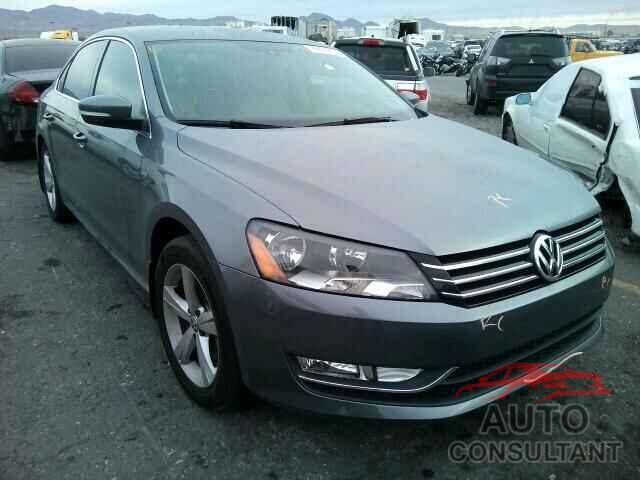 VOLKSWAGEN PASSAT 2015 - 1VWAT7A34FC098984