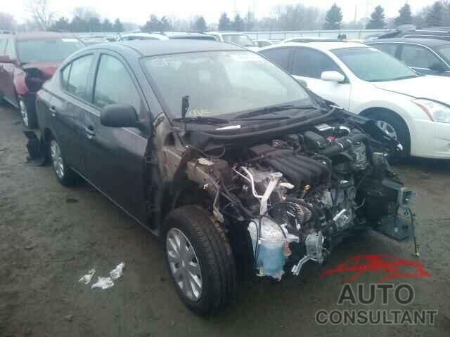 NISSAN VERSA 2015 - 3N1CN7AP4FL886244