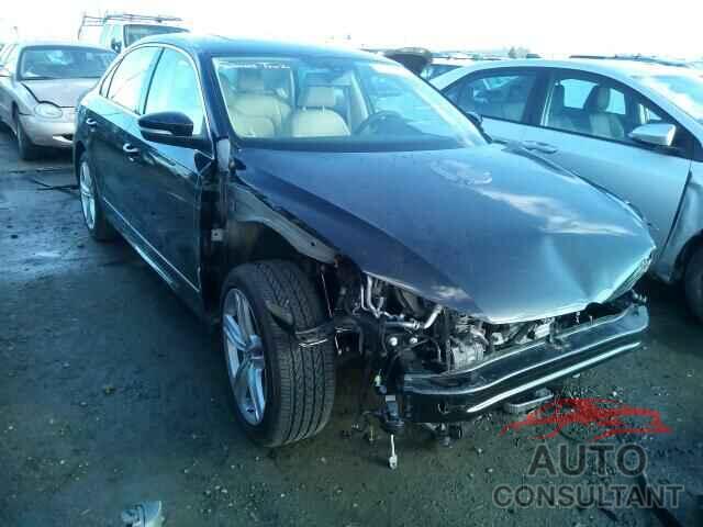 VOLKSWAGEN PASSAT 2015 - 1VWBT7A36FC021781