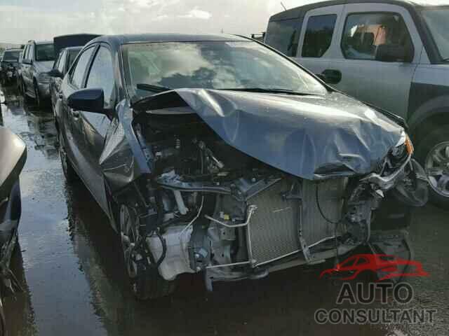 TOYOTA COROLLA 2015 - 2T1BURHE6FC431183