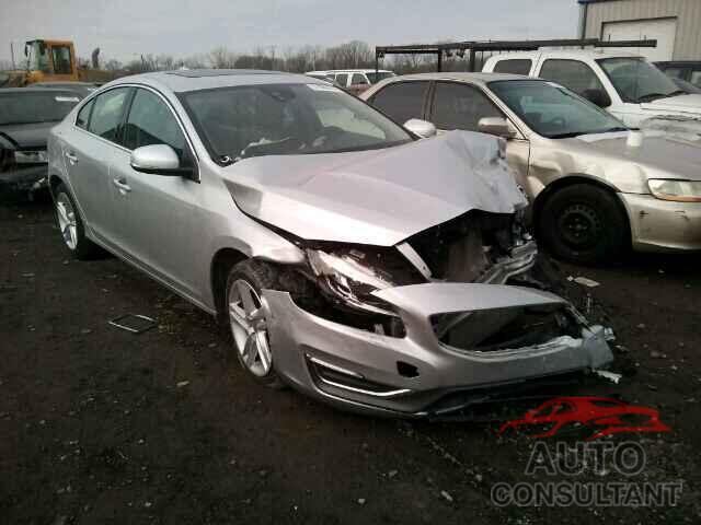 VOLVO S60 2015 - YV126MFK7F1338581