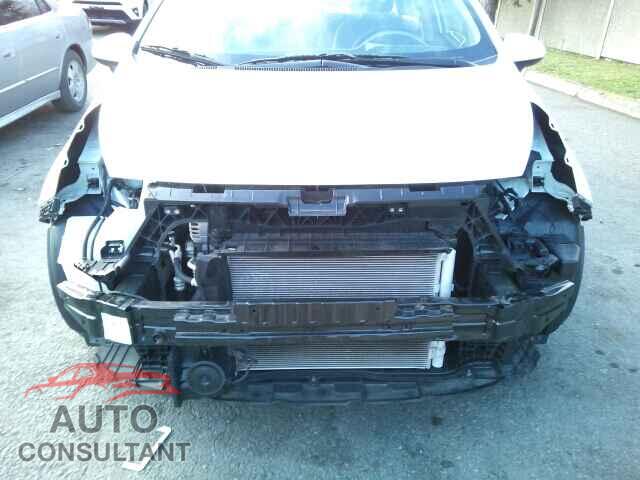 KIA RIO 2015 - KNADM4A39F6427038
