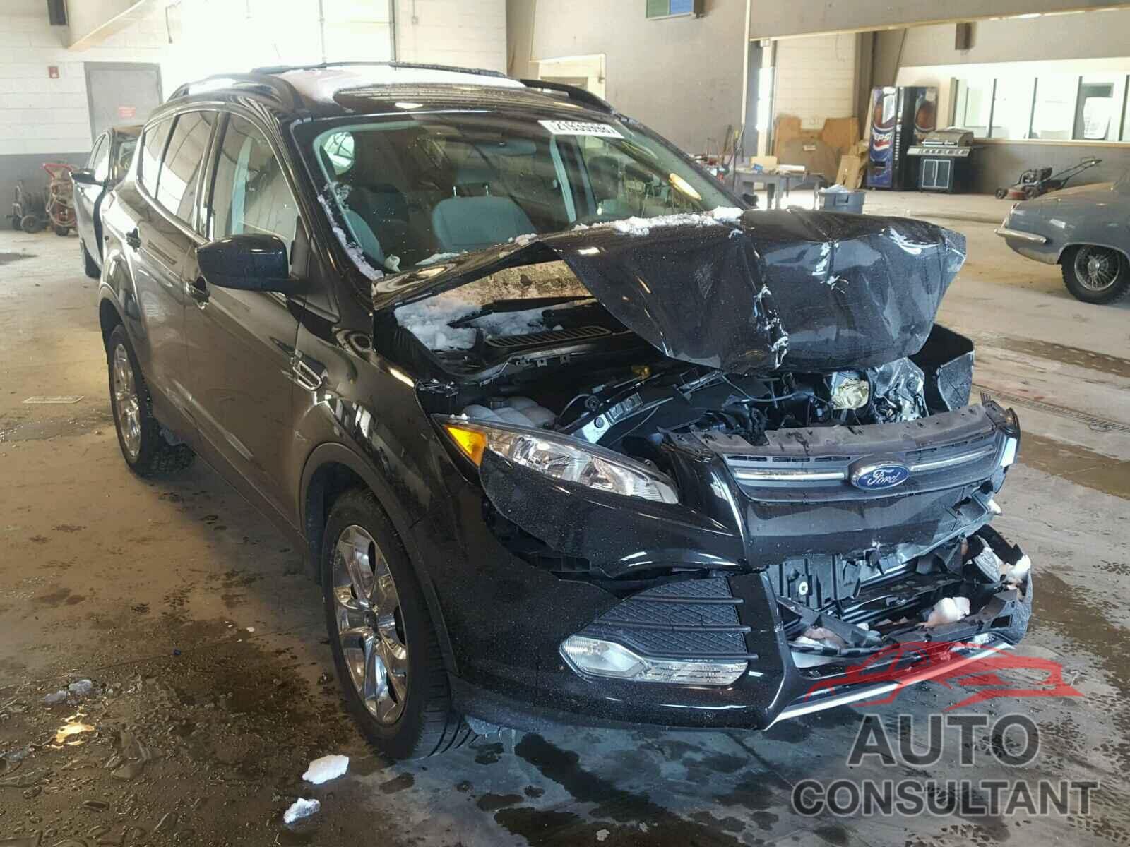 FORD ESCAPE 2015 - 1FMCU0GX3FUB46166