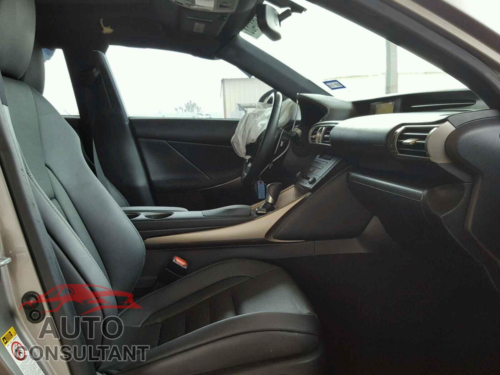 LEXUS IS250 2015 - JTHBF1D25F5076574