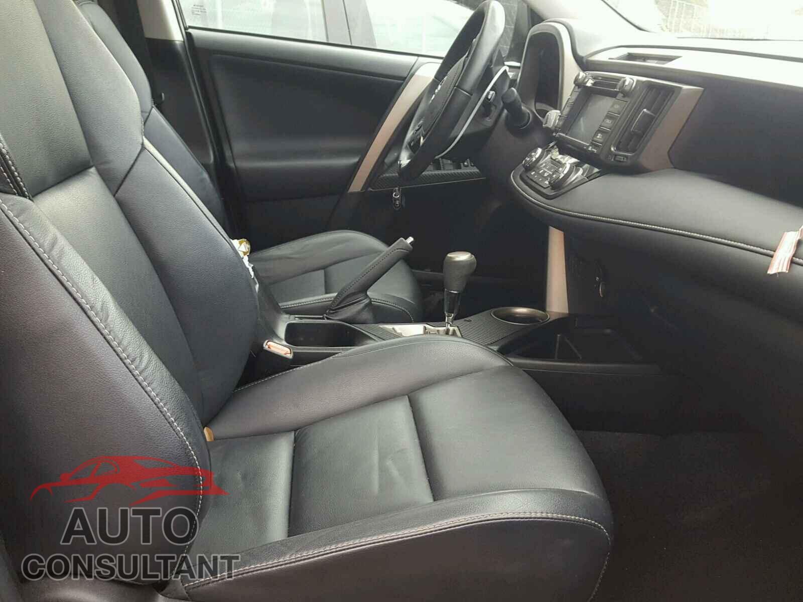 TOYOTA RAV4 2015 - 2T3DFREV2FW364501