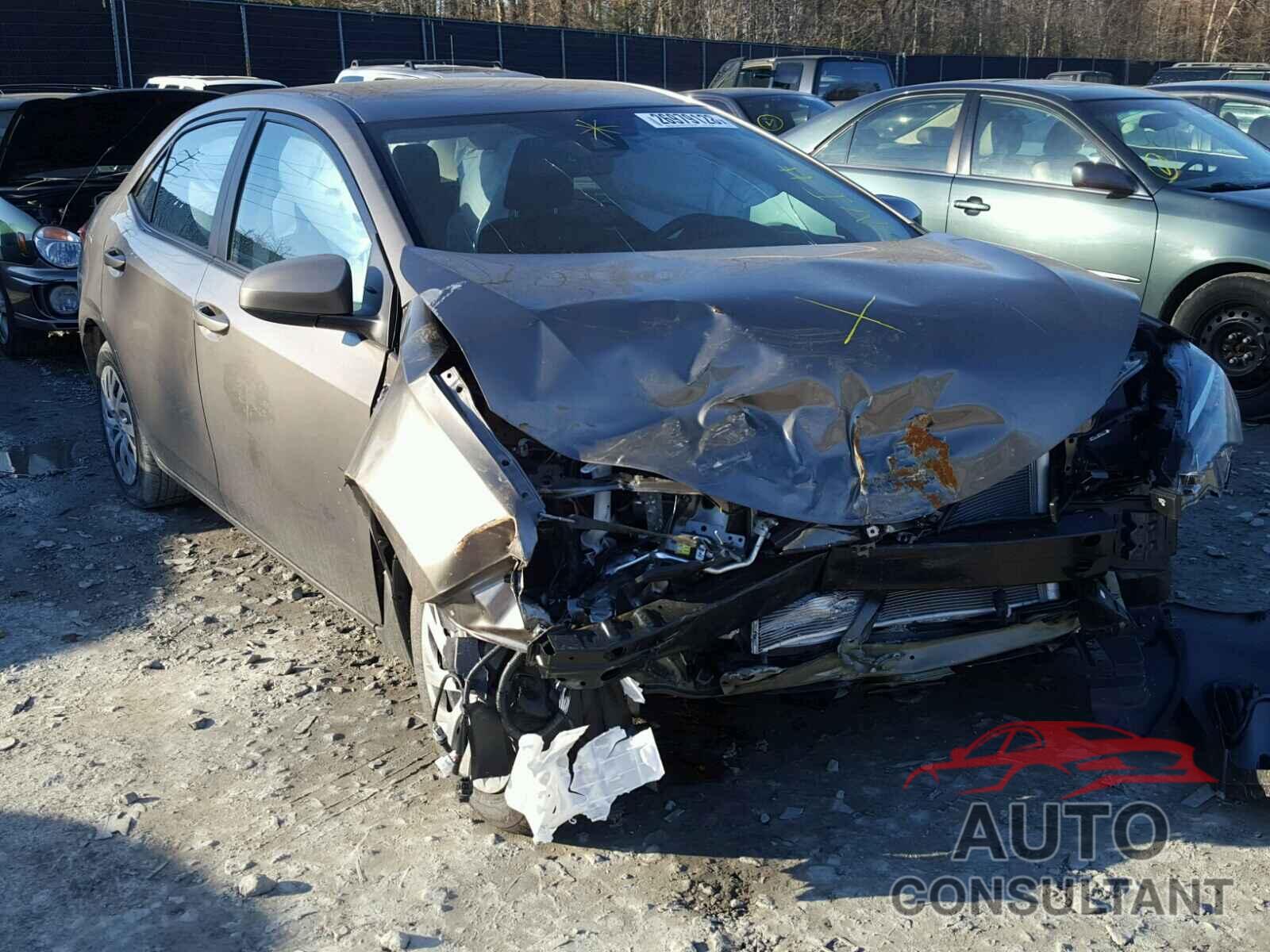 TOYOTA COROLLA 2018 - 2T1BURHE8JC011028