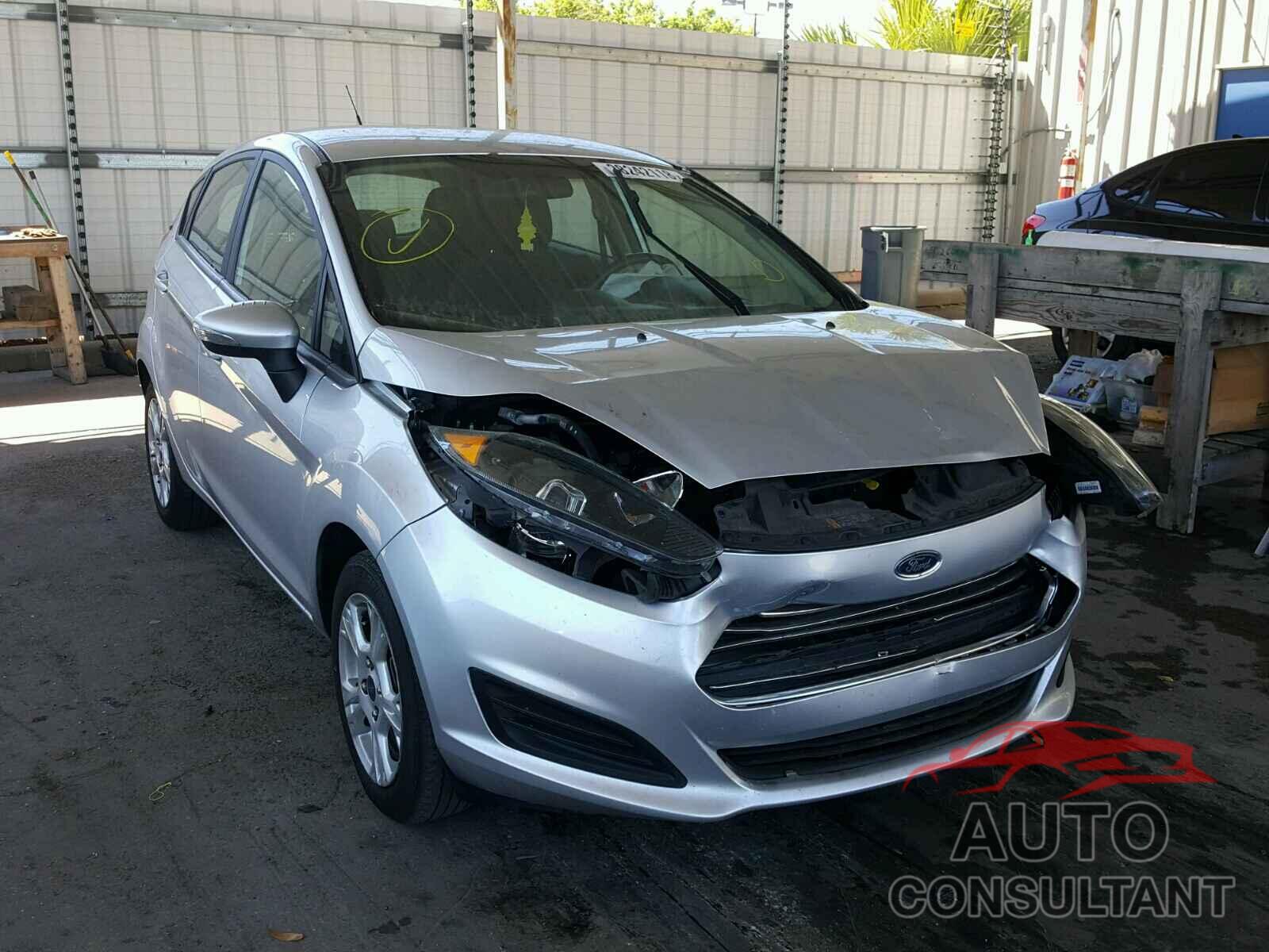 FORD FIESTA 2015 - 3FADP4EJ3FM167650