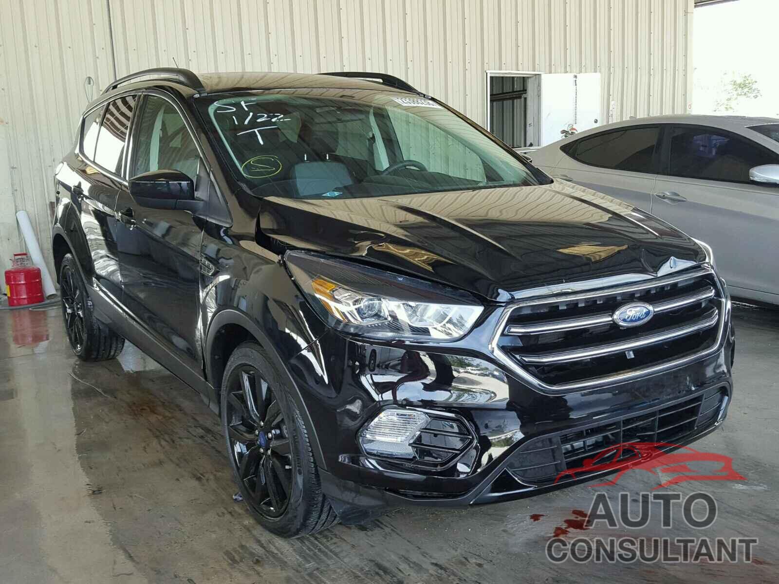 FORD ESCAPE 2017 - 1FMCU0GD4HUE64774