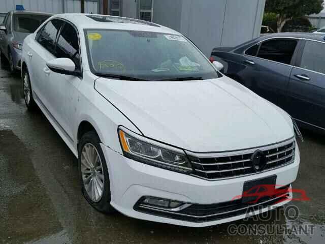 VOLKSWAGEN PASSAT 2017 - 1VWBT7A35HC014095