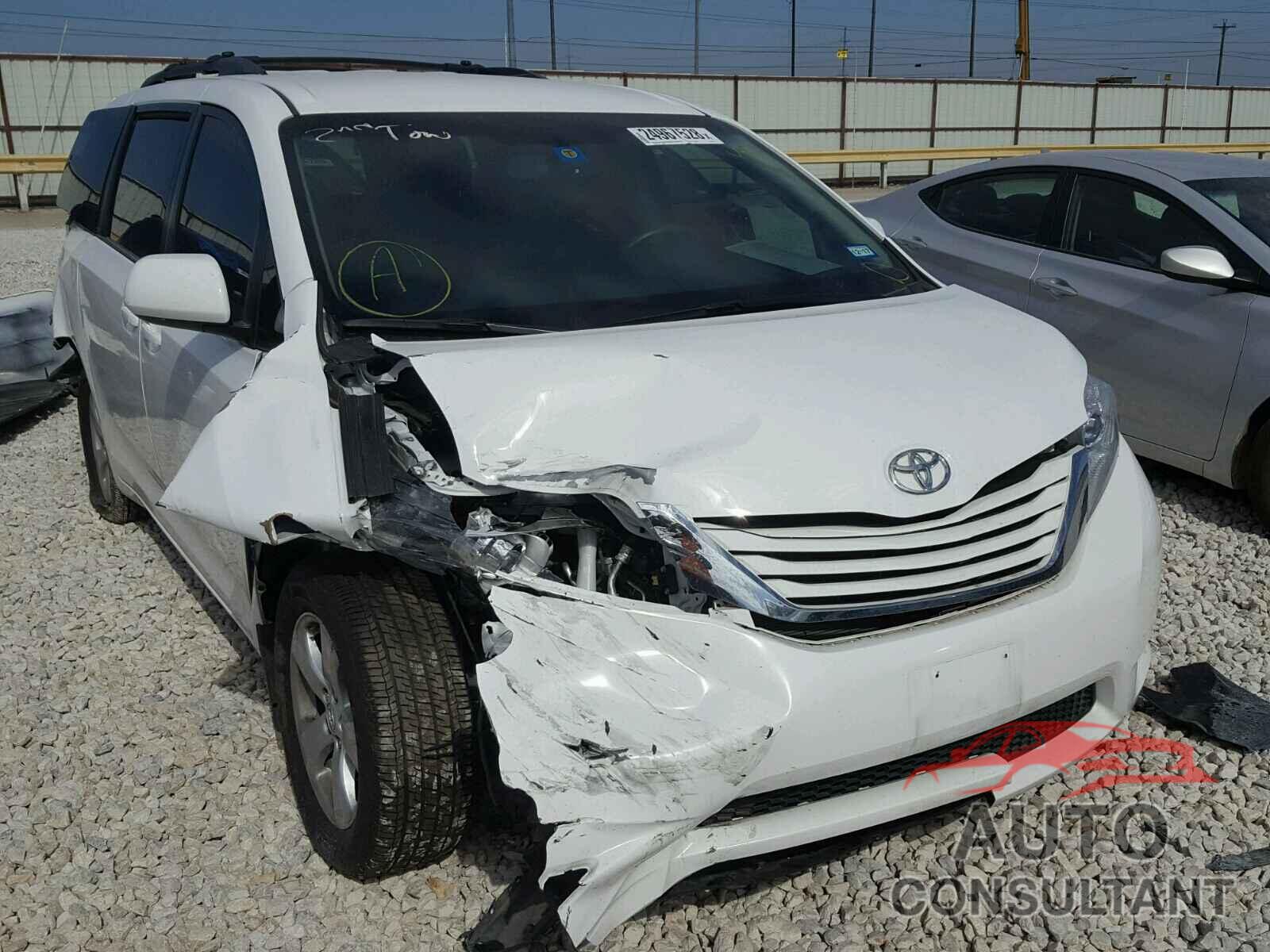 TOYOTA SIENNA 2015 - 5TDKK3DC7FS661054