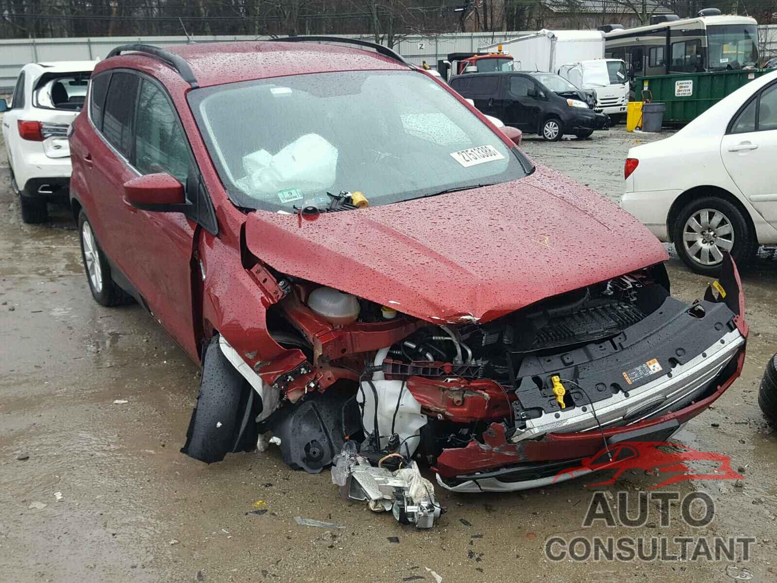 FORD ESCAPE 2017 - 1FMCU9GD0HUC41992