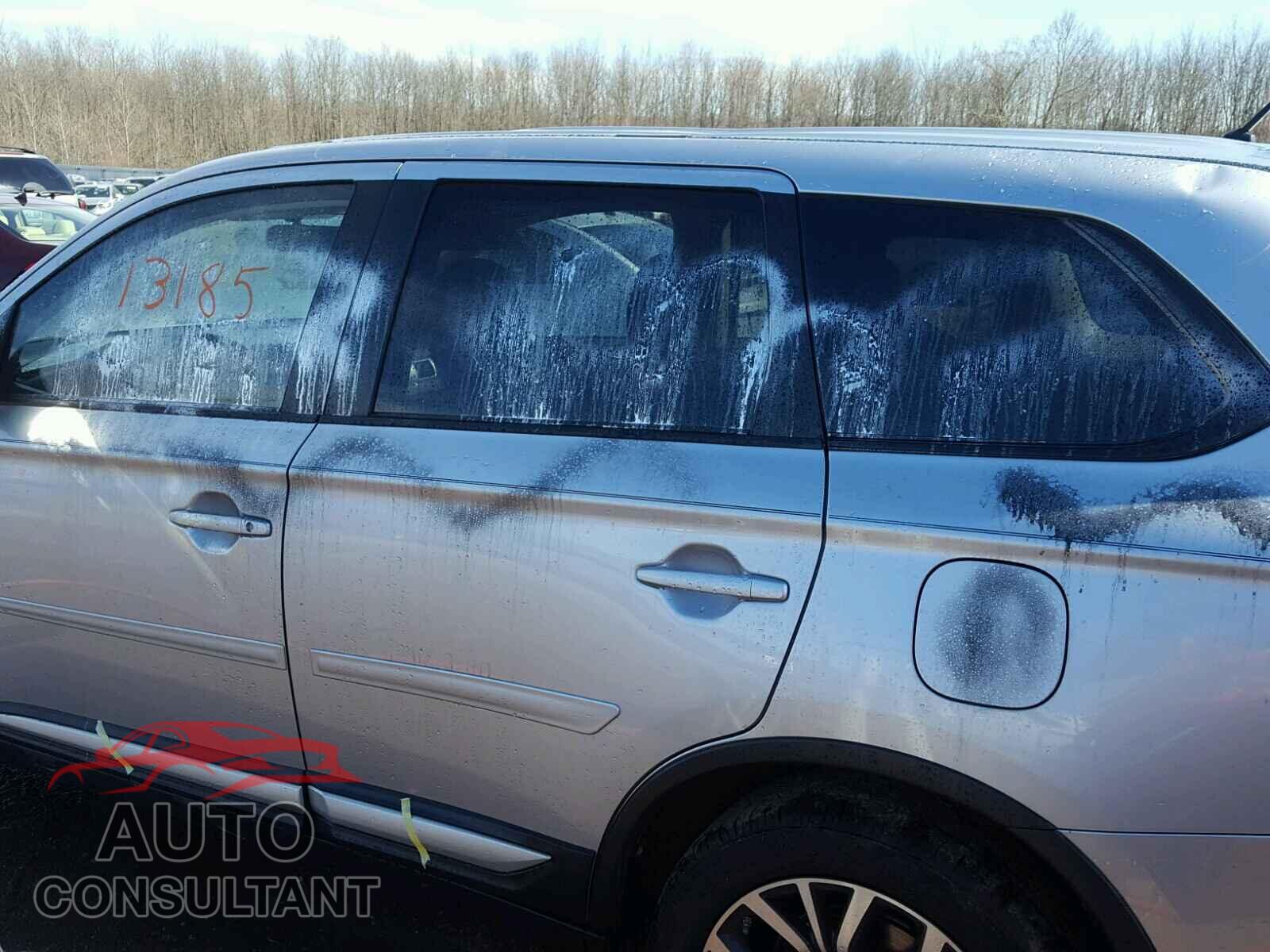 MITSUBISHI OUTLANDER 2016 - JA4AD2A3XGZ051695