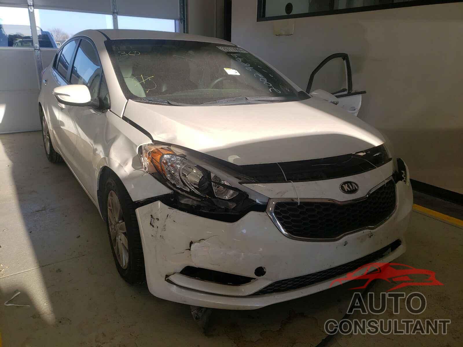 KIA FORTE 2016 - KNAFX4A61G5443378