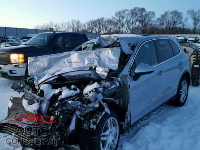 PORSCHE CAYENNE 2015 - WP1AF2A20FLA40888