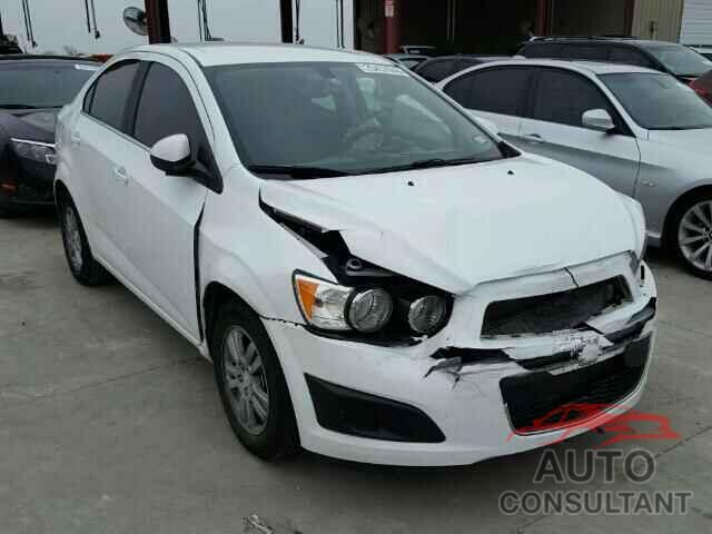 CHEVROLET SONIC 2015 - 1G1JC5SB4F4170718