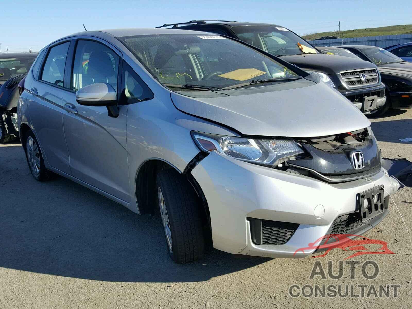 HONDA FIT 2015 - 3HGGK5H59FM760831
