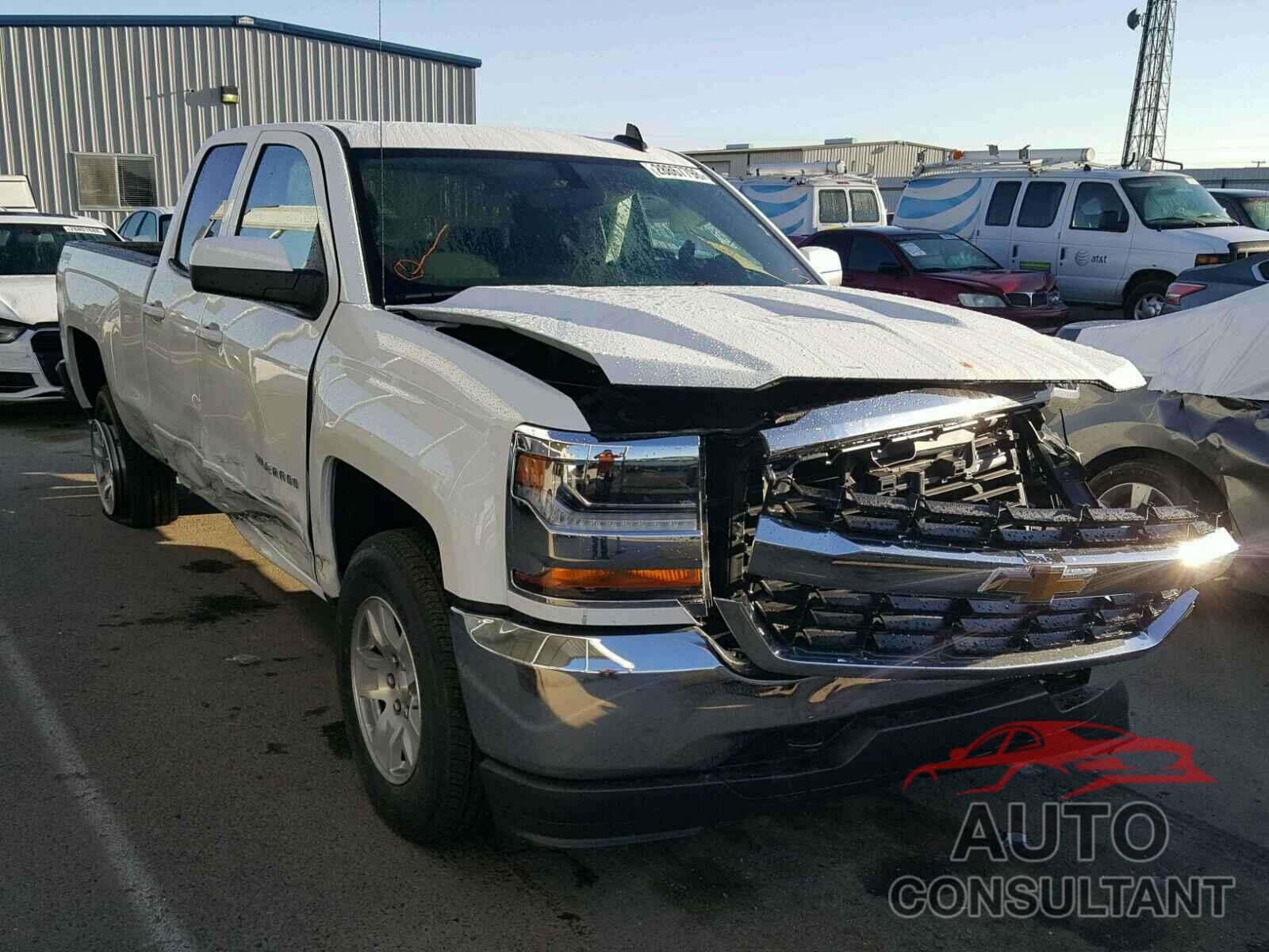 CHEVROLET SILVERADO 2018 - 1GCVKREH2JZ261940