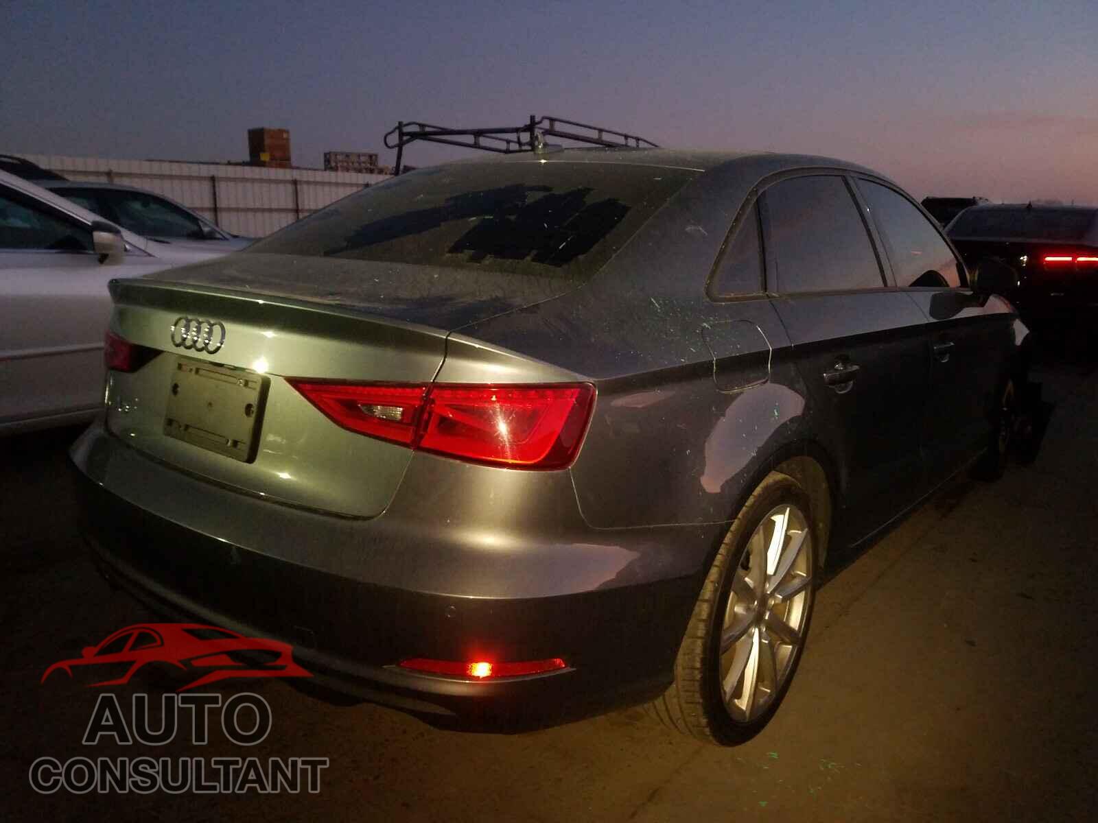 AUDI A3 2016 - WAUA7GFF8G1070996