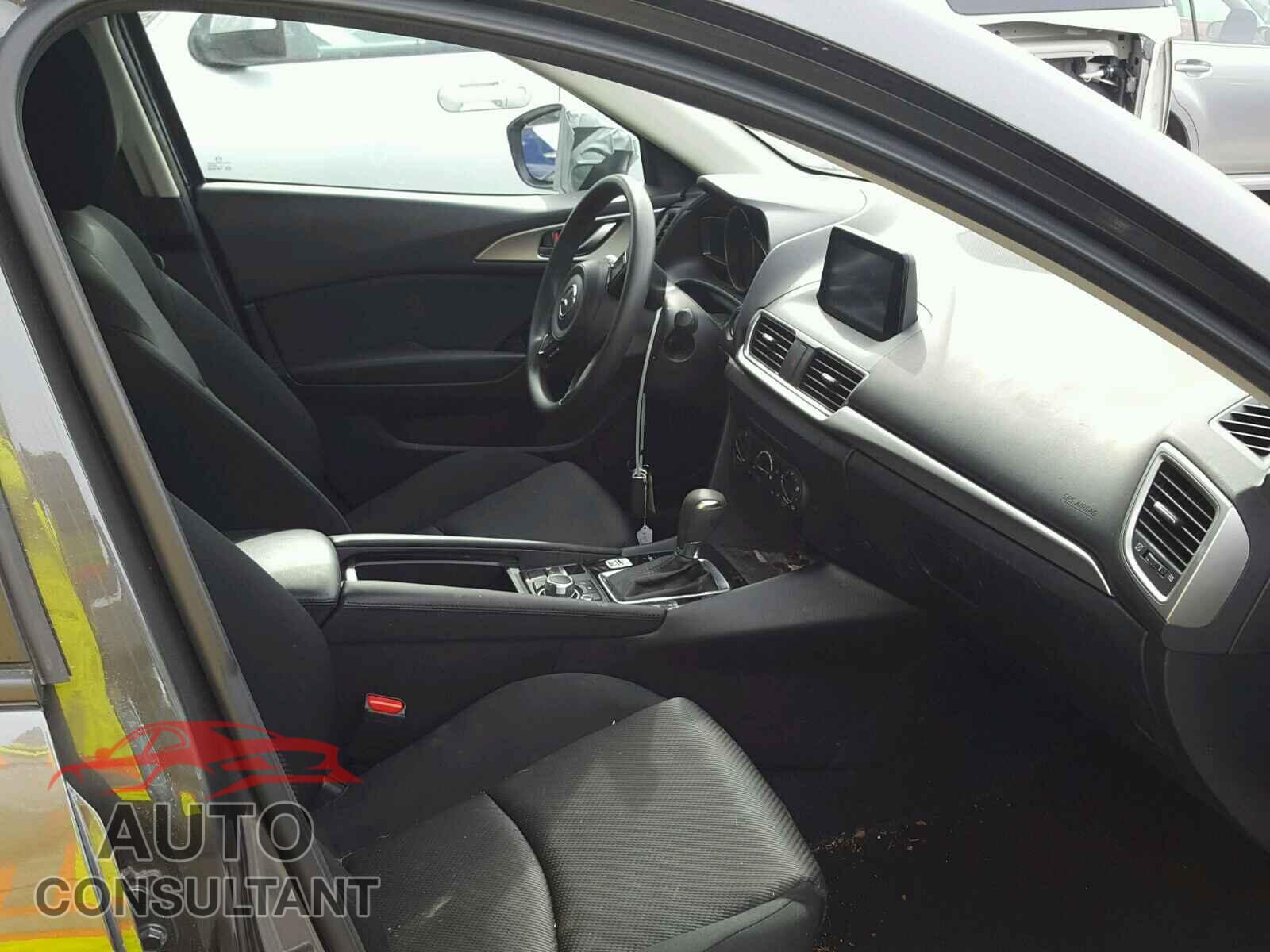 MAZDA 3 2017 - 3MZBN1U78HM103681