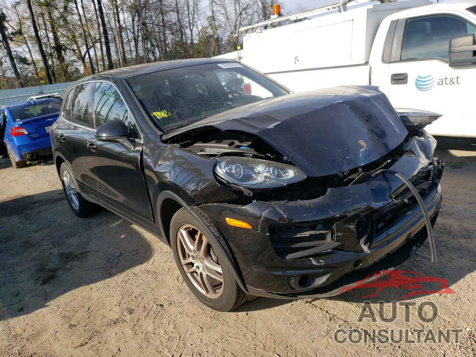 PORSCHE CAYENNE 2016 - WP1AA2A28GLA04057