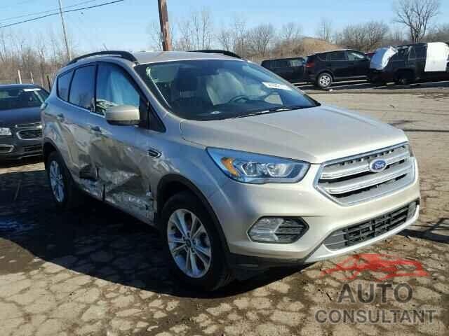 FORD ESCAPE 2017 - 1FMCU0GD5HUB77556