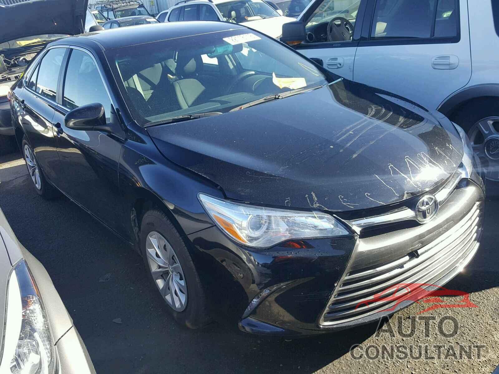 TOYOTA CAMRY 2015 - 4T4BF1FK1FR483135