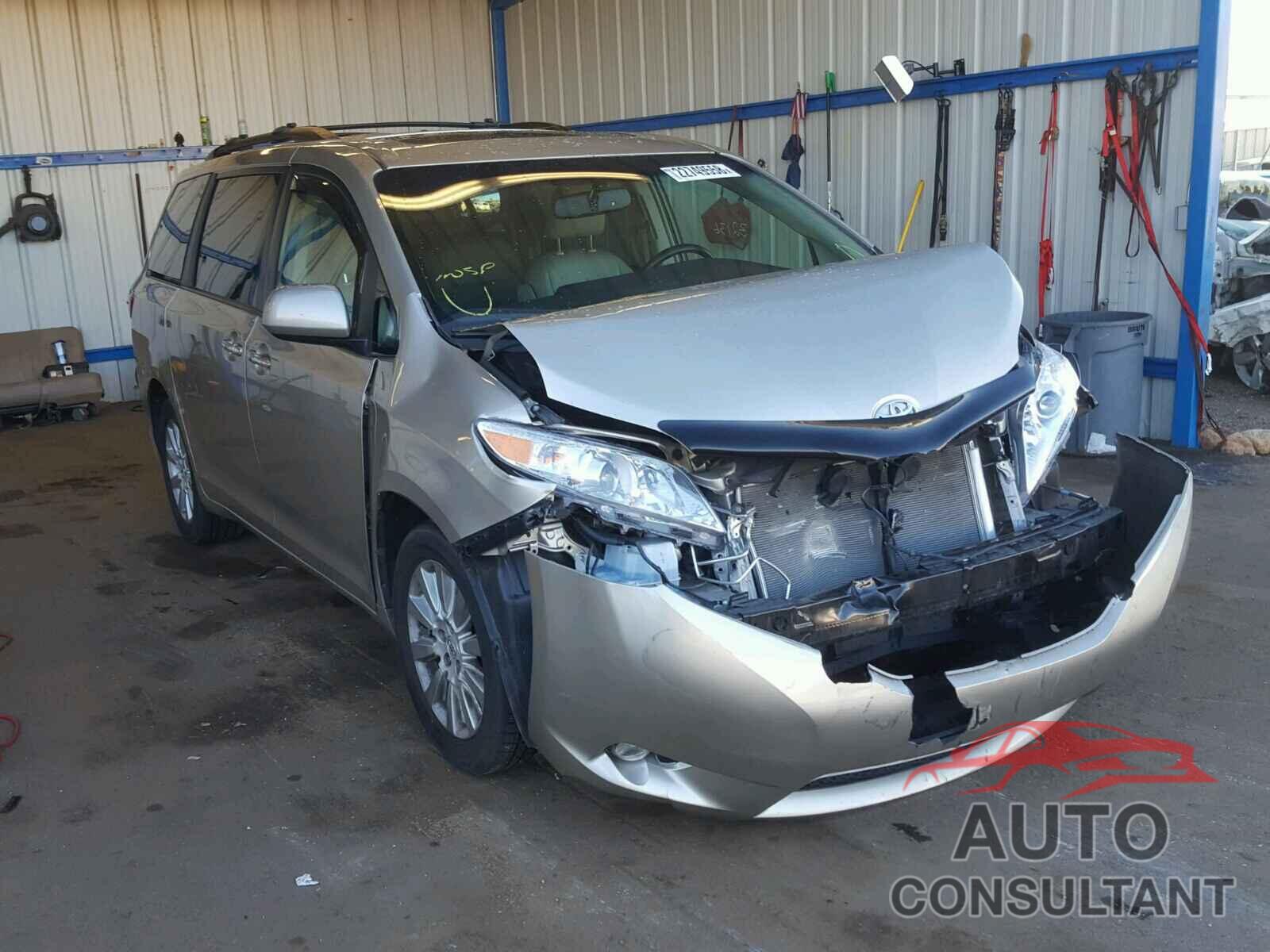 TOYOTA SIENNA 2015 - 5TDDK3DCXFS110352