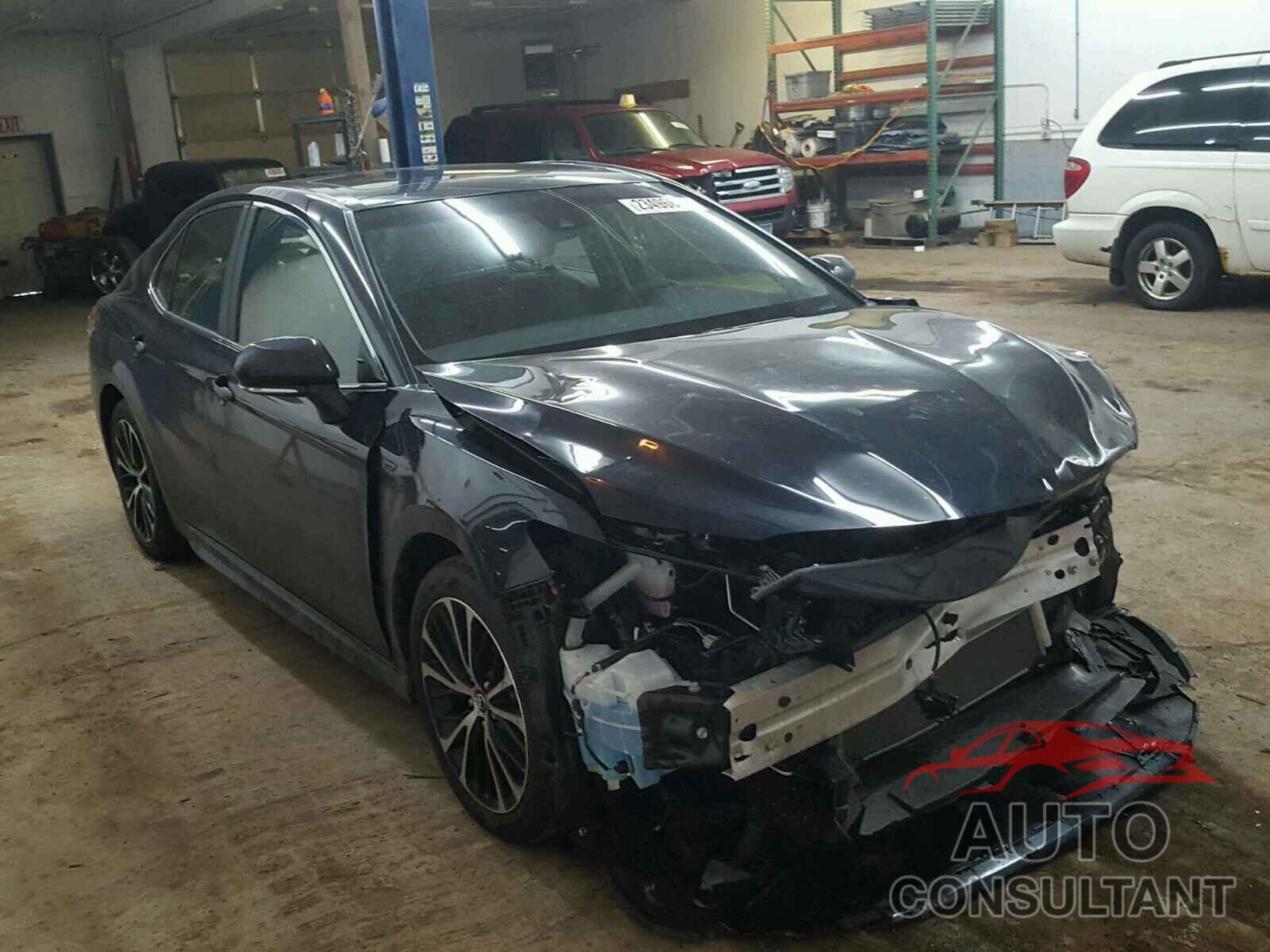 TOYOTA CAMRY 2018 - JTNB11HK7J3013566