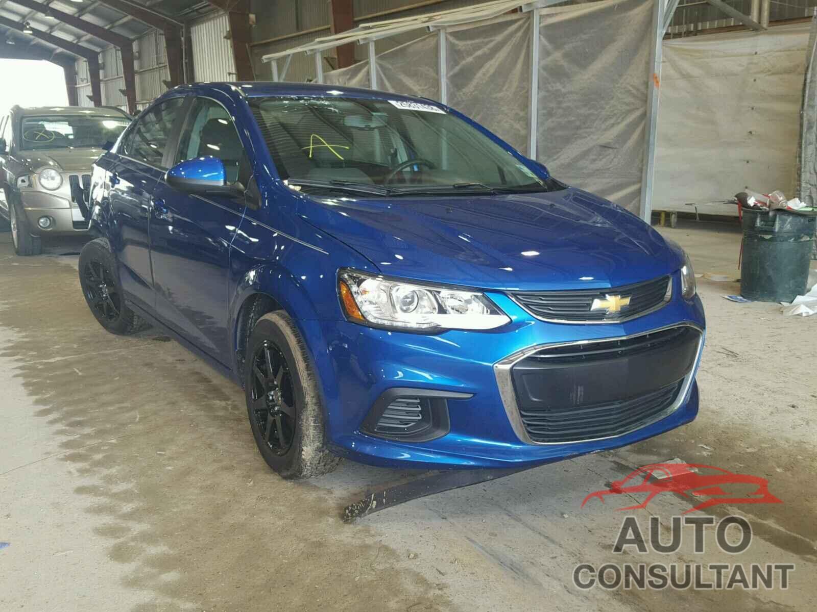 CHEVROLET SONIC 2017 - 1G1JB5SHXH4131349