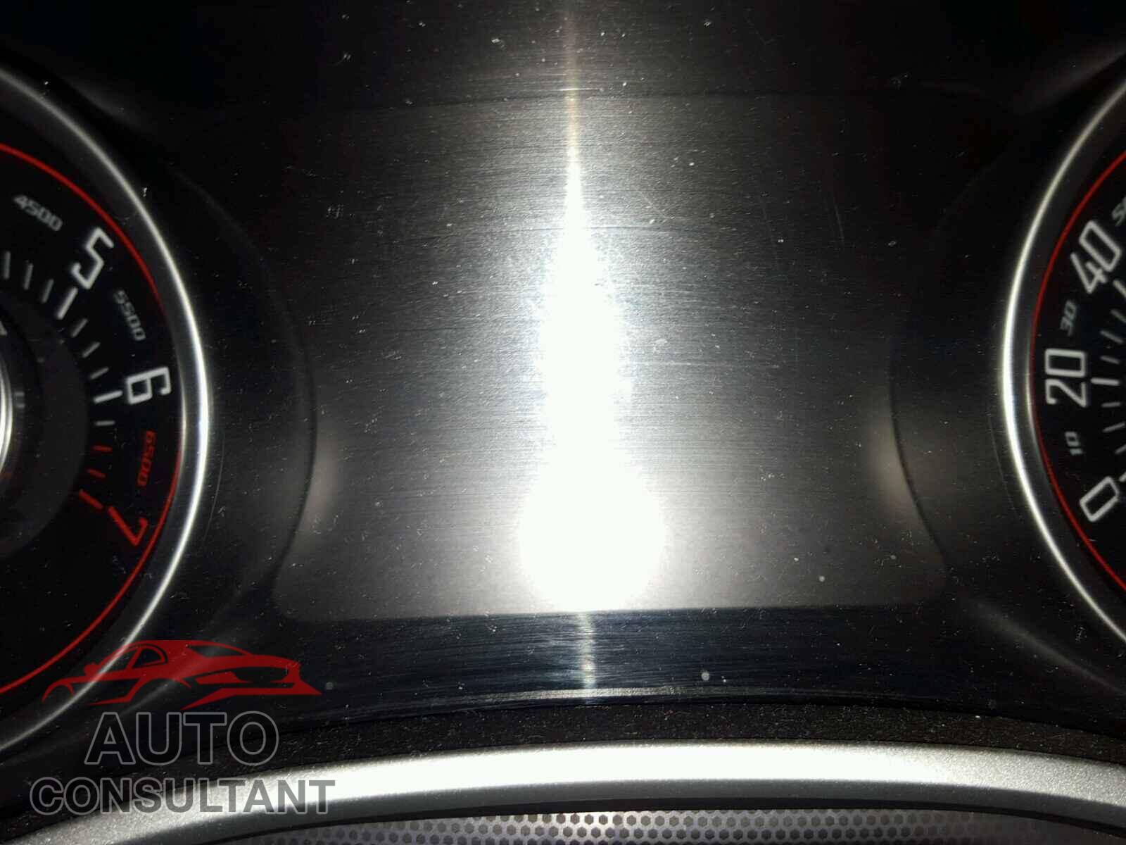 DODGE CHALLENGER 2015 - 2C3CDZBG6FH724350