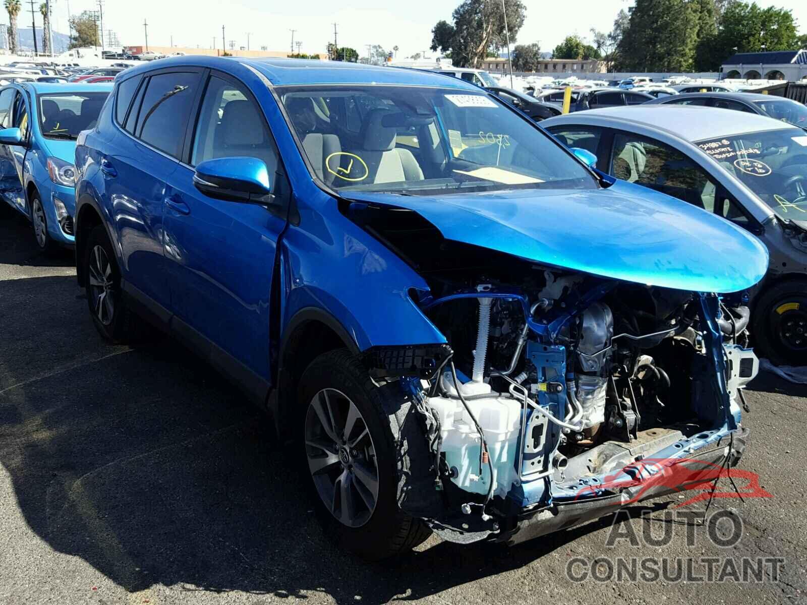TOYOTA RAV4 2017 - JTMWFREV5HJ145929