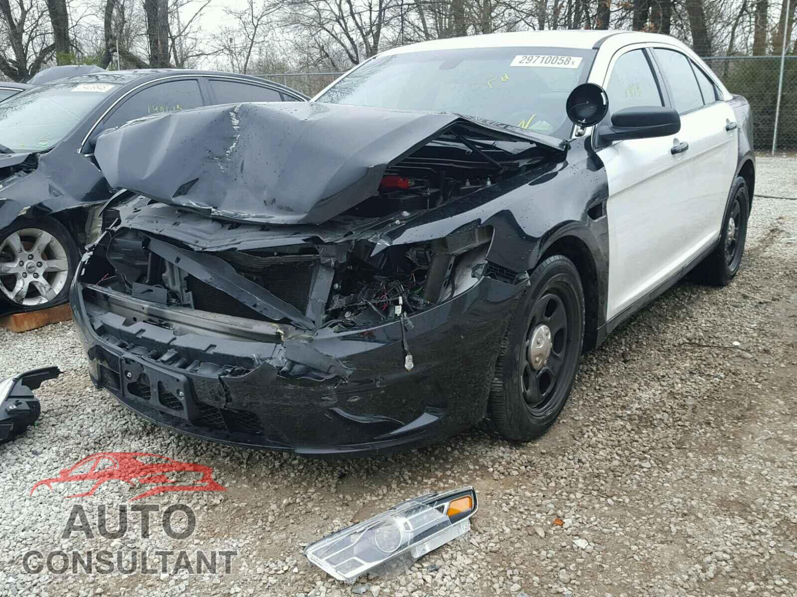 FORD TAURUS 2017 - 1FAHP2MK2HG103600