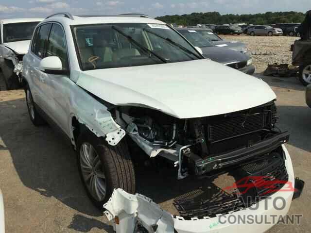 VOLKSWAGEN TIGUAN 2015 - WVGAV7AX5FW566425