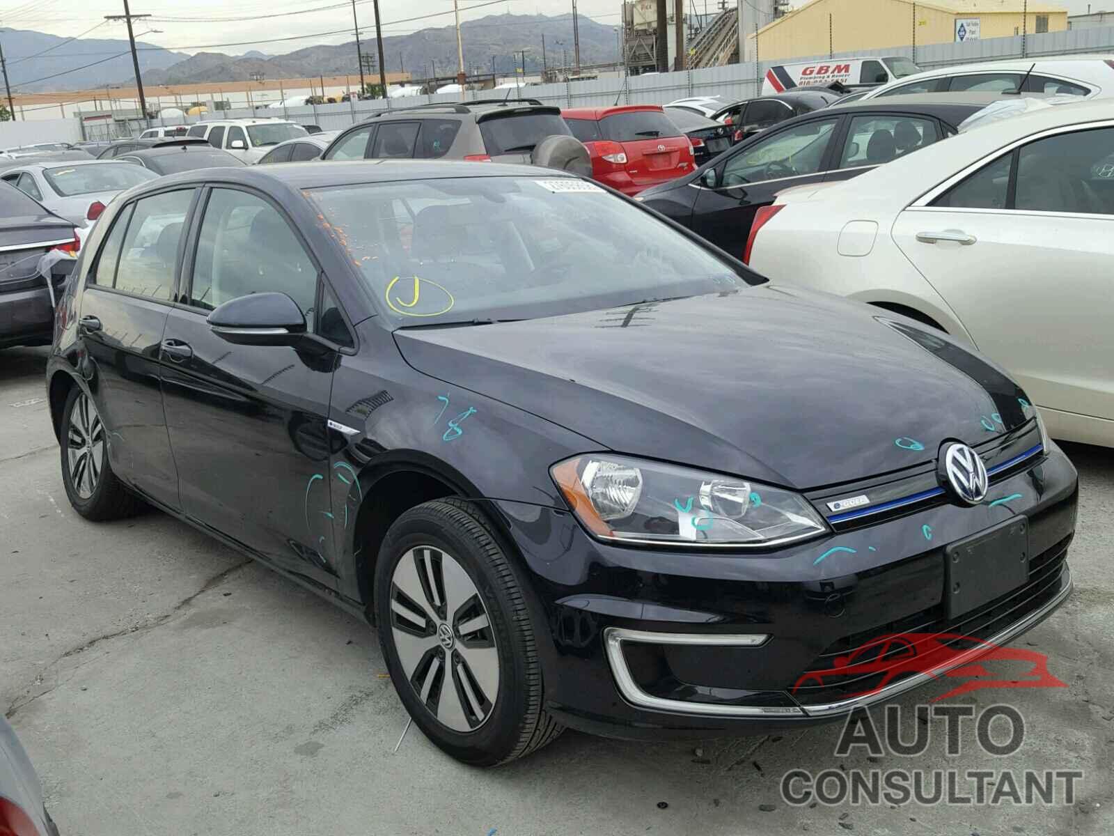 VOLKSWAGEN GOLF 2016 - WVWKP7AU6GW913061