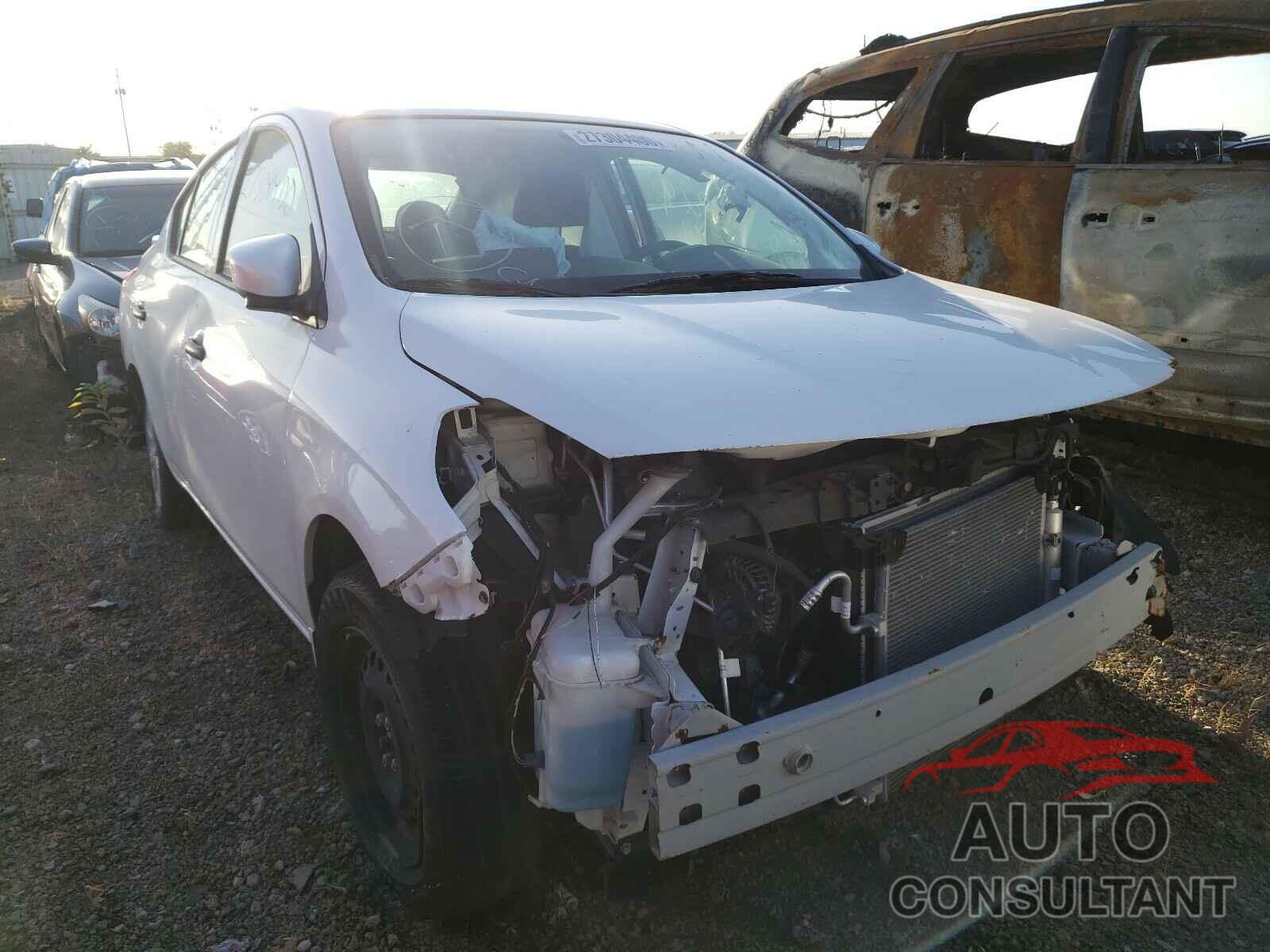NISSAN VERSA 2019 - 3N1CN7AP9KL808147