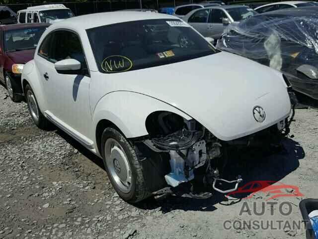 VOLKSWAGEN BEETLE 2015 - 3VWF17AT8FM649654