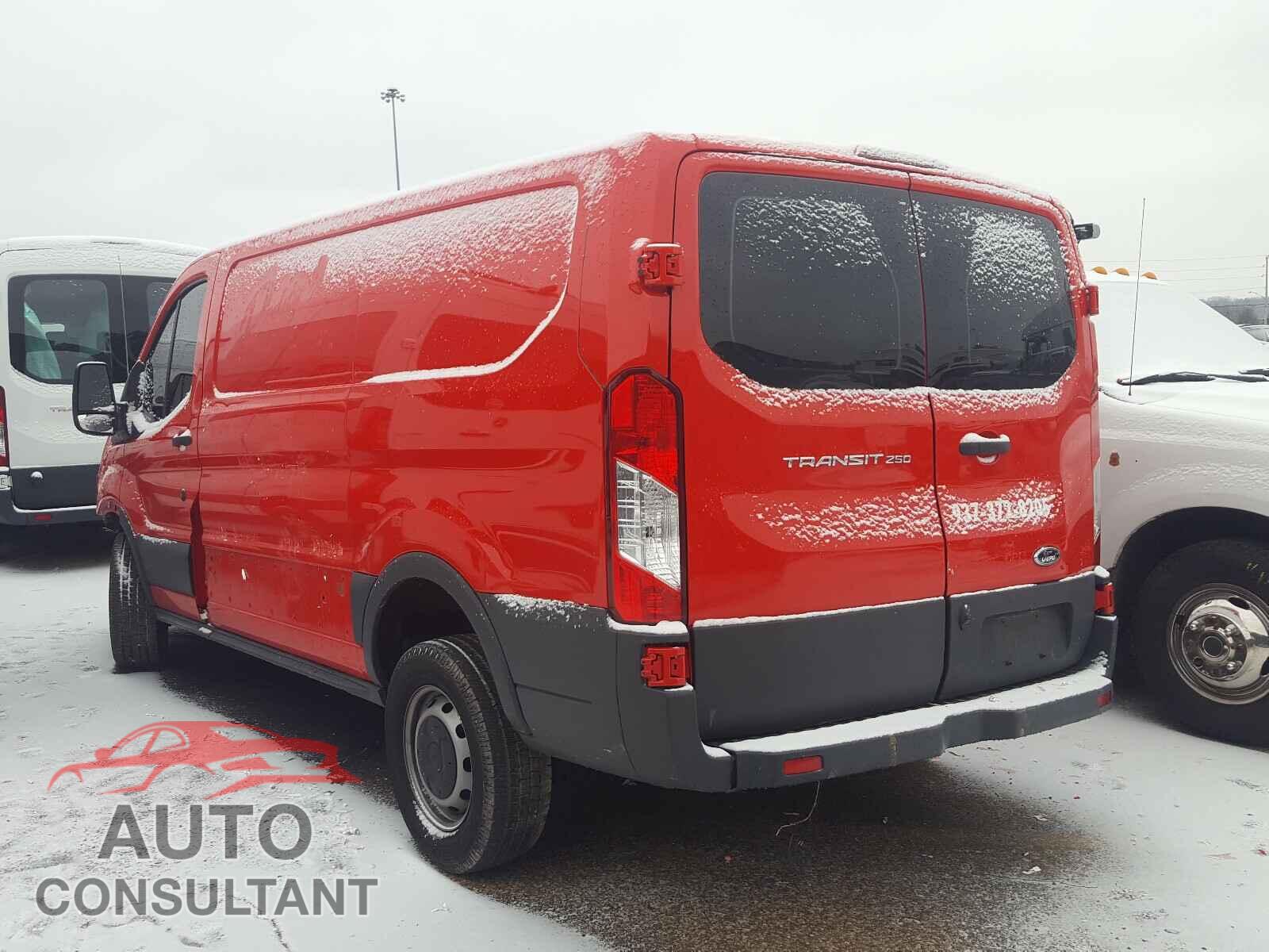 FORD TRANSIT CO 2017 - 1FTYR1YM2HKA25486