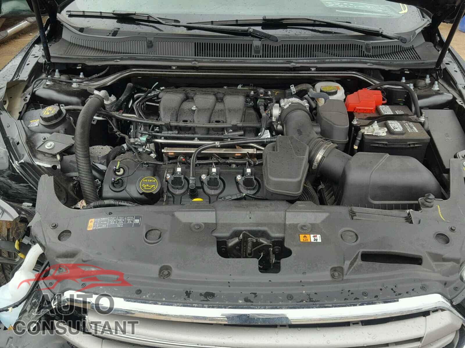 FORD TAURUS 2017 - 1FAHP2E84HG110860